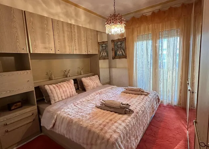 Methexis Household * Kateríni