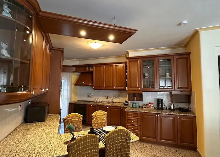 شقة Methexis Household Kateríni